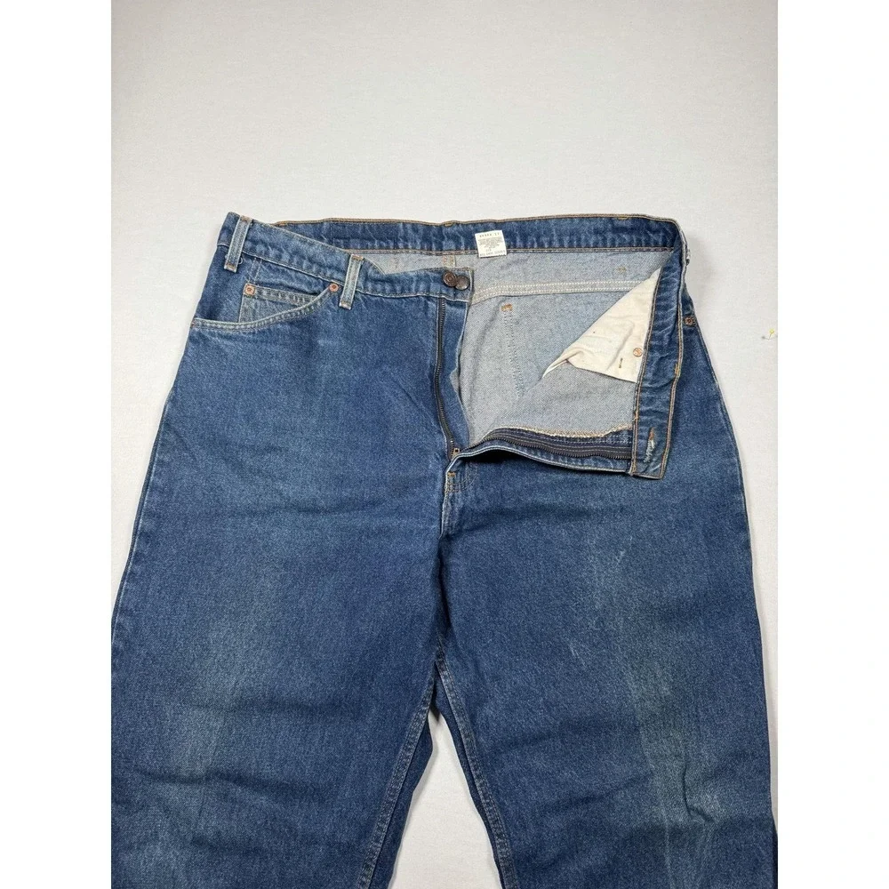 Levis Jeans Mens 40x32 Blue Medium Wash Relaxed Tapered Leg Denim Zip Fly